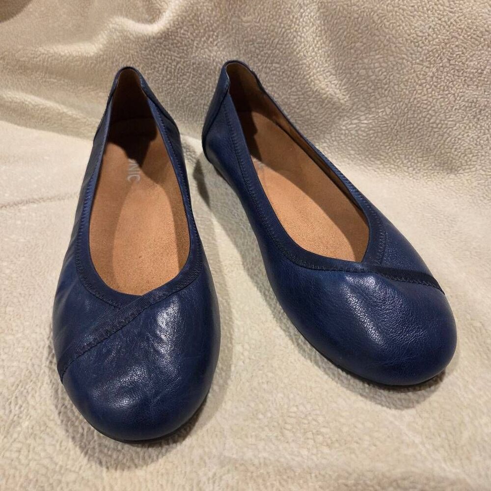 Vionic Caroll leather ballet flats, Navy blue size 8.5
